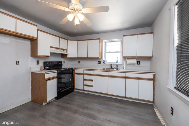 1017 MARKET ST, Gloucester City, NJ 08030