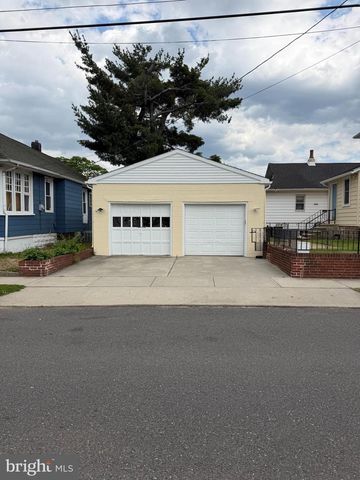 1017 MARKET ST, Gloucester City, NJ 08030