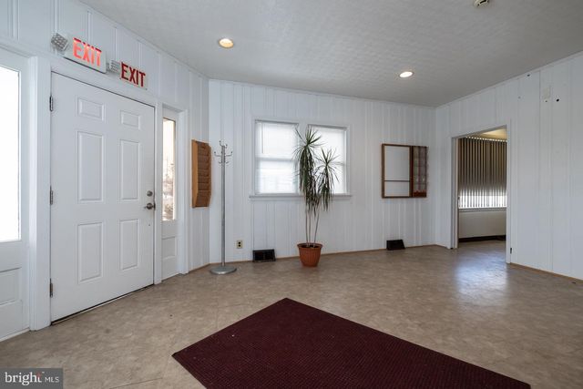 1017 MARKET ST, Gloucester City, NJ 08030