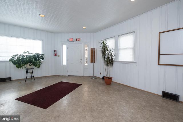 1017 MARKET ST, Gloucester City, NJ 08030