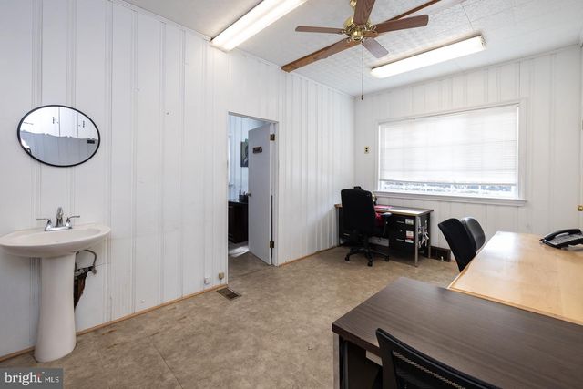 1017 MARKET ST, Gloucester City, NJ 08030