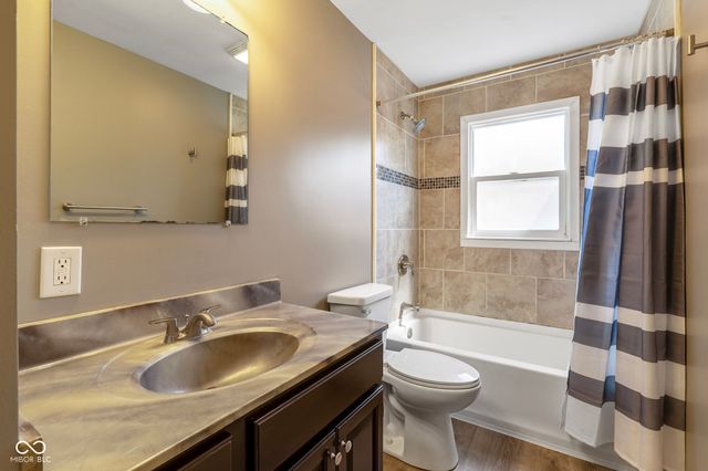 325 N 7th Avenue, Beech Grove, IN 46107