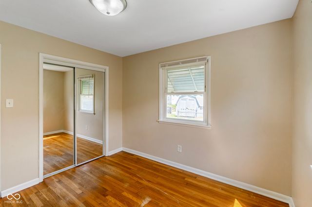 325 N 7th Avenue, Beech Grove, IN 46107