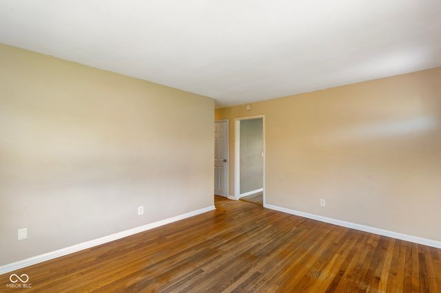 325 N 7th Avenue, Beech Grove, IN 46107