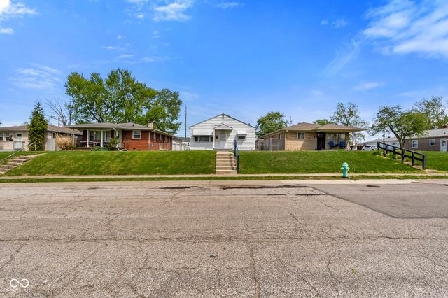 325 N 7th Avenue, Beech Grove, IN 46107