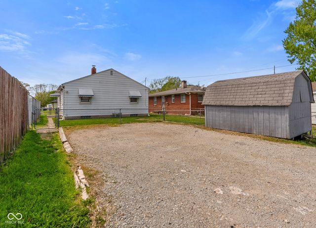 325 N 7th Avenue, Beech Grove, IN 46107