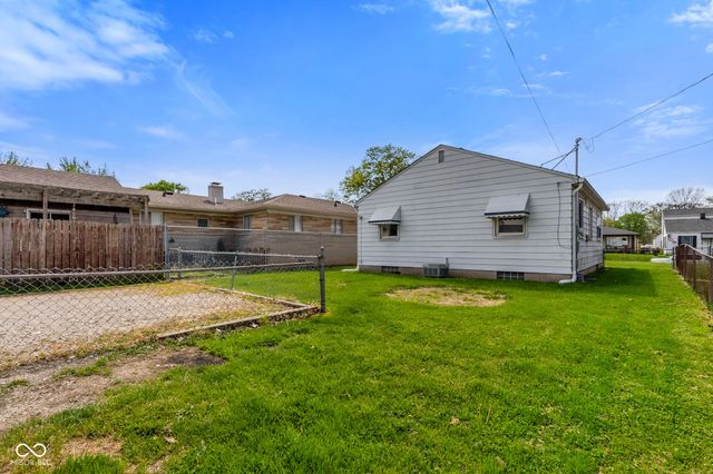 325 N 7th Avenue, Beech Grove, IN 46107