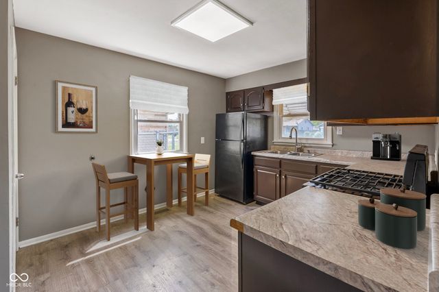 325 N 7th Avenue, Beech Grove, IN 46107