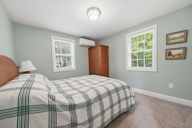588 Main St, West Newbury, MA 01985