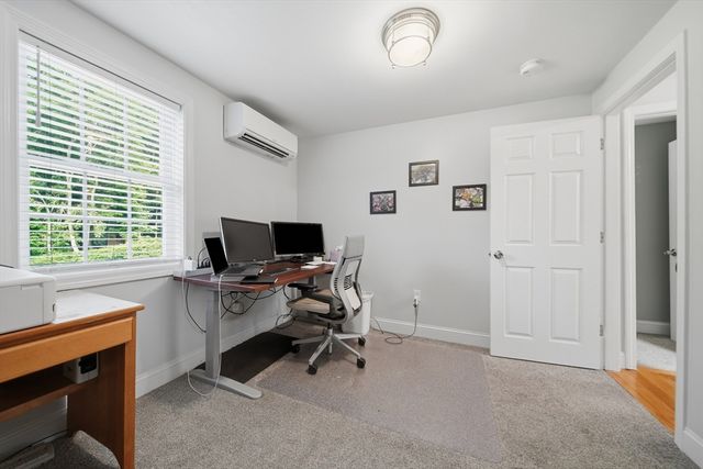 588 Main St, West Newbury, MA 01985