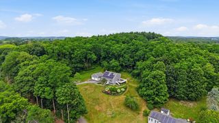588 Main St, West Newbury, MA 01985