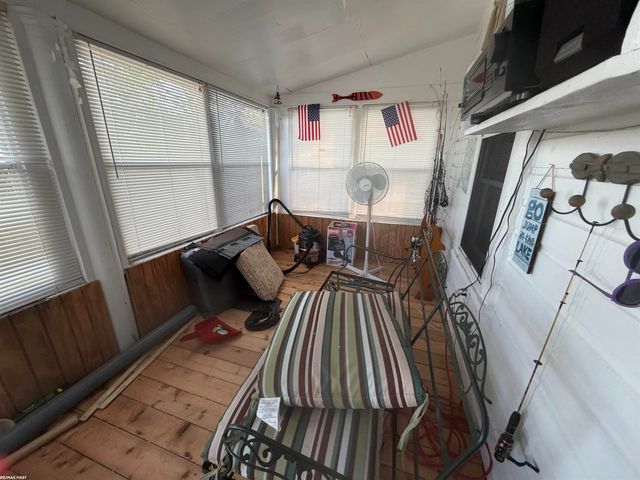 6540 Dickinson Island, Harsens Island, MI 48028
