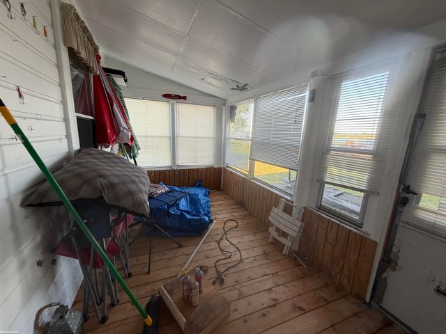 6540 Dickinson Island, Harsens Island, MI 48028