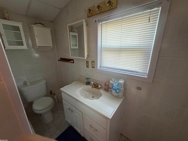 6540 Dickinson Island, Harsens Island, MI 48028