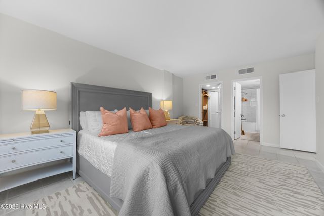 322 Causeway Drive Ste 101, Wrightsville Beach, NC 28480