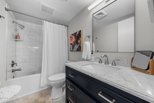 322 Causeway Drive Ste 101, Wrightsville Beach, NC 28480