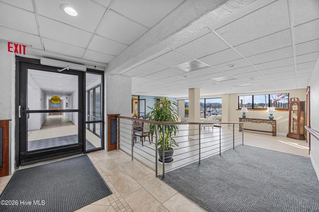 322 Causeway Drive Ste 101, Wrightsville Beach, NC 28480