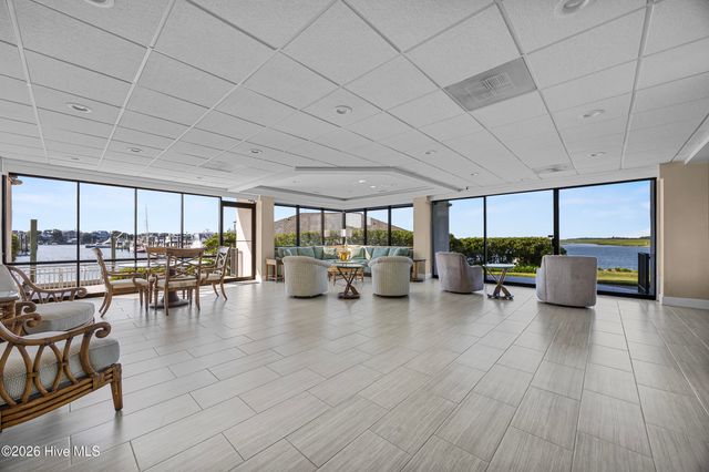 322 Causeway Drive Ste 101, Wrightsville Beach, NC 28480