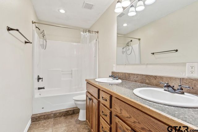 21375 Carole Street, Chandler, TX 75758