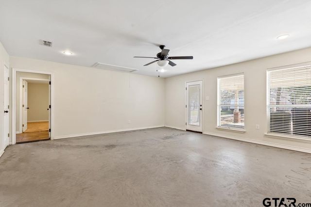 21375 Carole Street, Chandler, TX 75758