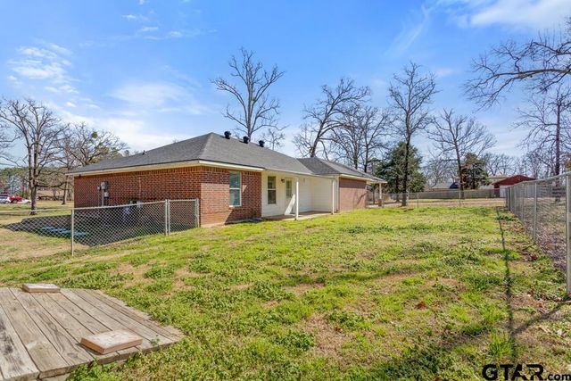 21375 Carole Street, Chandler, TX 75758