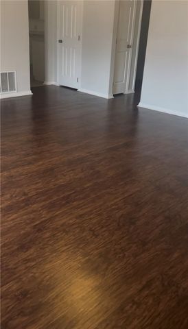 718 N Walnut Street B, Siloam Springs, AR 72761