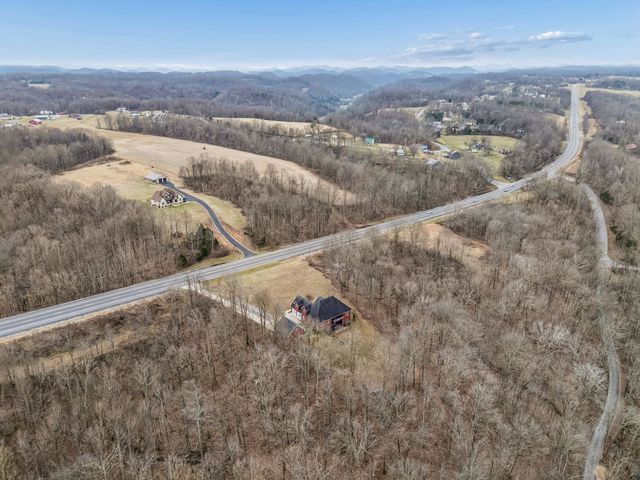 5140 Highway 52, W, Lafayette, TN 37083