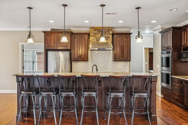 5140 Highway 52, W, Lafayette, TN 37083