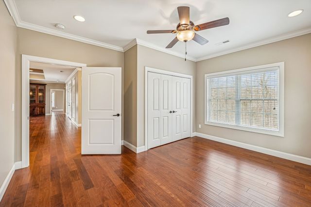 5140 Highway 52, W, Lafayette, TN 37083