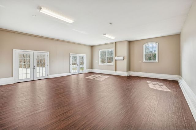 5140 Highway 52, W, Lafayette, TN 37083