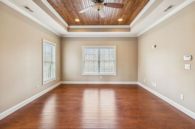 5140 Highway 52, W, Lafayette, TN 37083