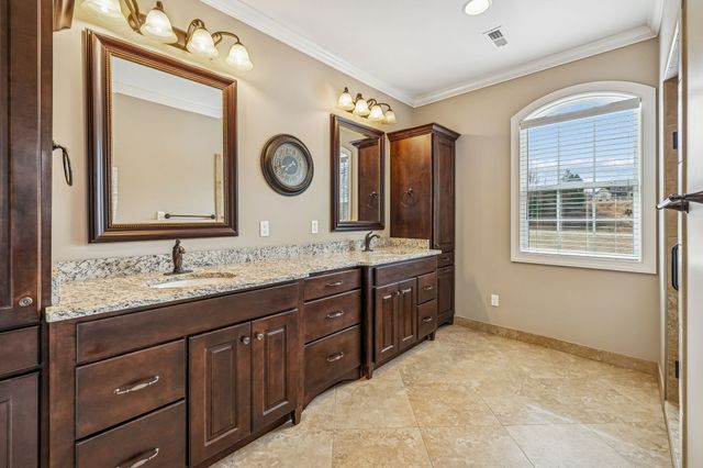 5140 Highway 52, W, Lafayette, TN 37083