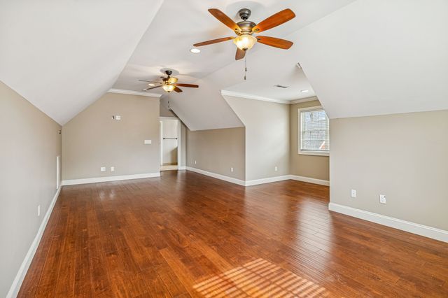 5140 Highway 52, W, Lafayette, TN 37083