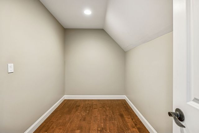 5140 Highway 52, W, Lafayette, TN 37083