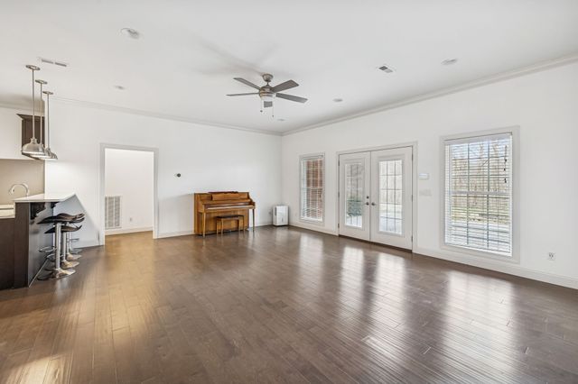 5140 Highway 52, W, Lafayette, TN 37083