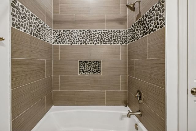 5140 Highway 52, W, Lafayette, TN 37083