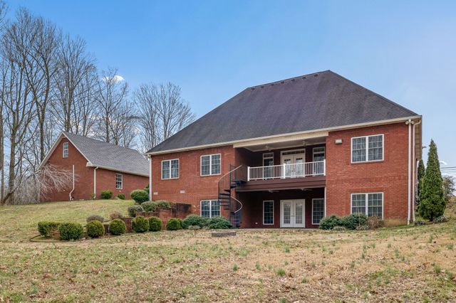 5140 Highway 52, W, Lafayette, TN 37083