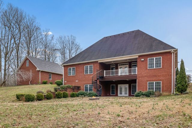 5140 Highway 52, W, Lafayette, TN 37083