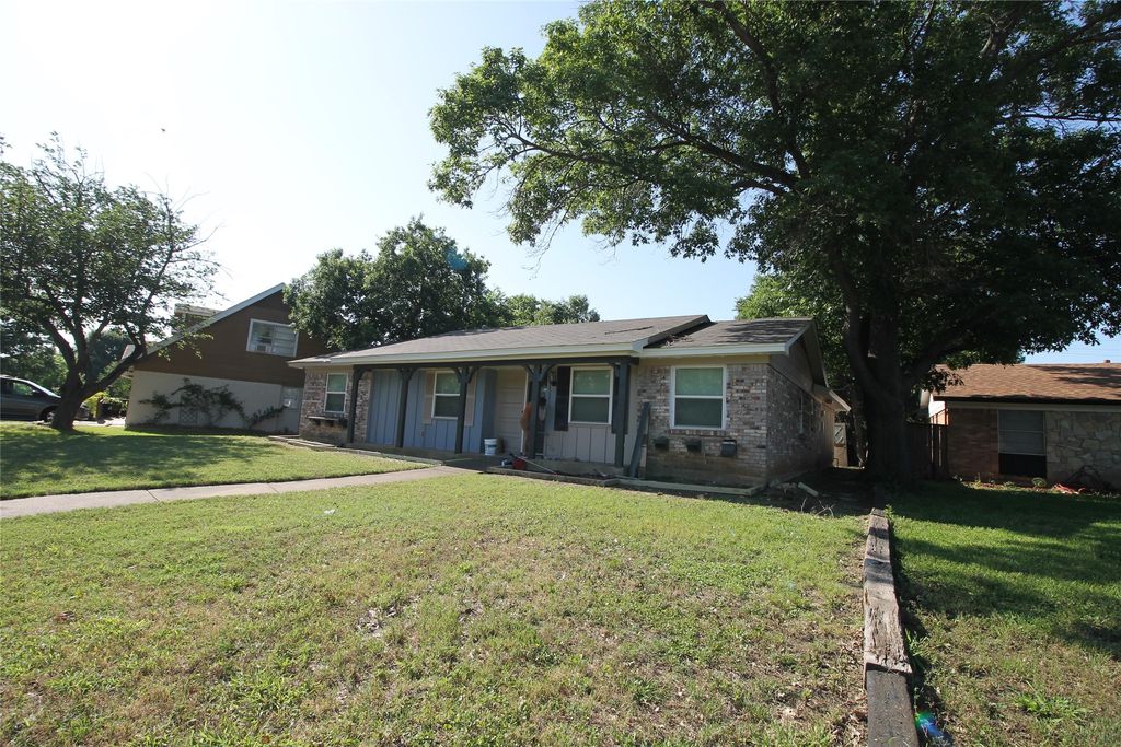3932 Sun Valley Court, Irving, TX 75062