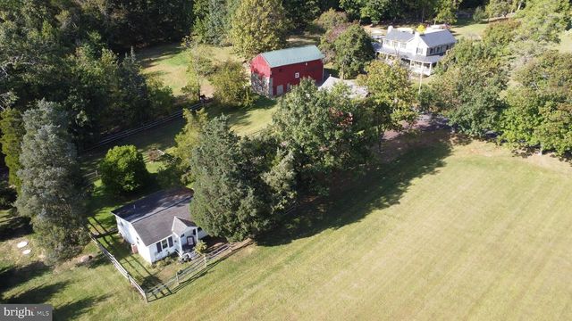 118 WAMBOLD RD, Green Lane, PA 18054