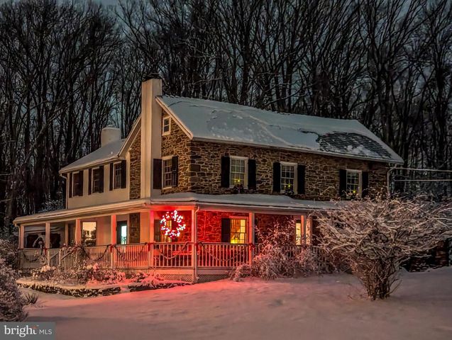 118 WAMBOLD RD, Green Lane, PA 18054