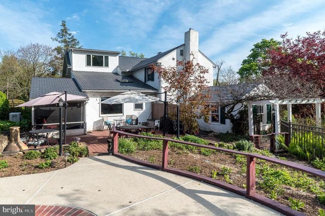 118 WAMBOLD RD, Green Lane, PA 18054