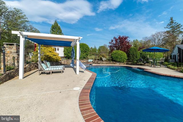 118 WAMBOLD RD, Green Lane, PA 18054