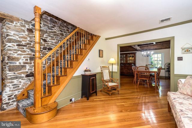 118 WAMBOLD RD, Green Lane, PA 18054