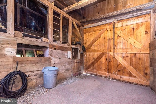 118 WAMBOLD RD, Green Lane, PA 18054
