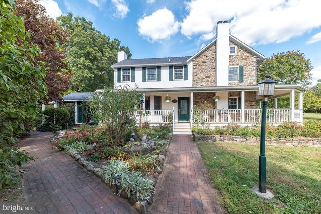 118 WAMBOLD RD, Green Lane, PA 18054