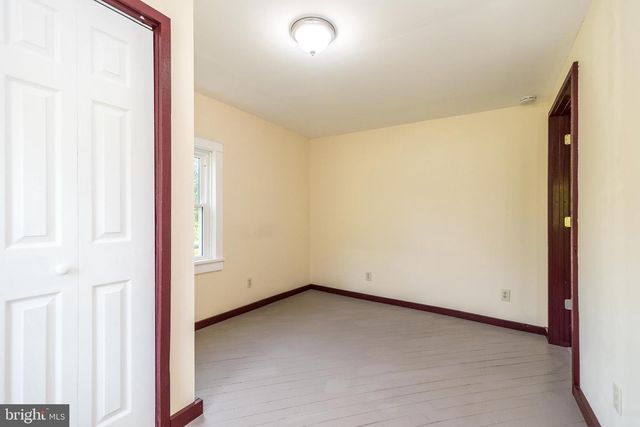 118 WAMBOLD RD, Green Lane, PA 18054