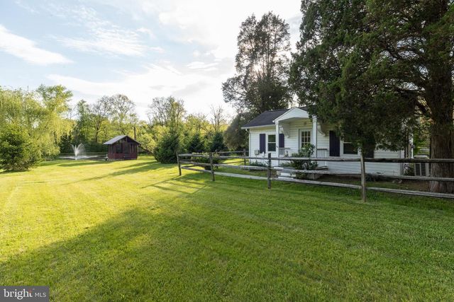 118 WAMBOLD RD, Green Lane, PA 18054