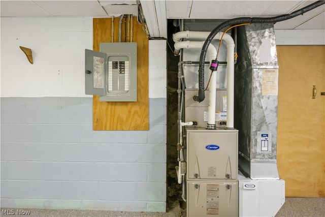 4001 S Cleveland Massillon Road, Barberton, OH 44203