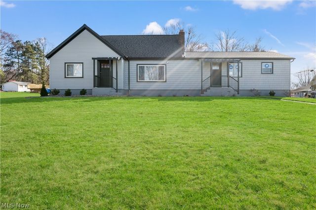 4001 S Cleveland Massillon Road, Barberton, OH 44203